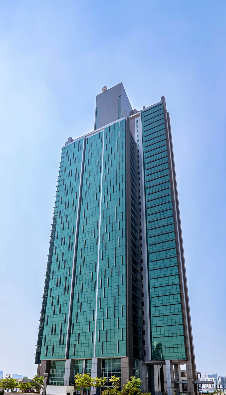 Al Durrah Tower exterior photograph