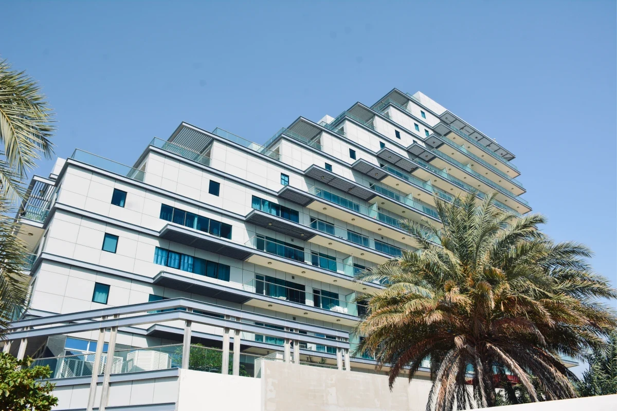Original contractor portfolio photograph of Jamam Residence, image 1